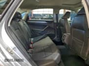 ✅ 2021 Volkswagen Passat SE • VIN: 1VWSA7A32MC002745 • Lot: 94933795. Wystawiony na Copart z przebiegiem 110 216 mil. Bezpłatny archiwum sprzedaży aukcyjnych z USA i szczegółowy raport historii pojazdu na DreamBid. Zdjęcie 10.