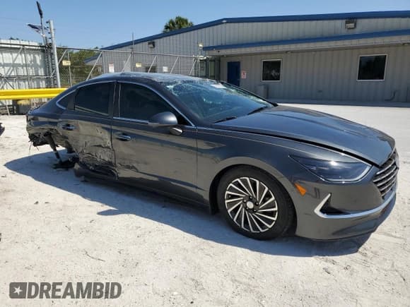 ✅ 2022 Hyundai Sonata Limited • VIN: KMHL54JJ3NA038302 • Lot: 52960685. Listed on Copart with 71,176 mi. Free auction sales archive from the USA and detailed vehicle history report at DreamBid. Image 4.