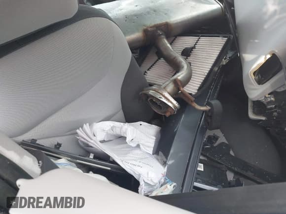 ✅ 2020 Hyundai Ioniq Blue • VIN: KMHC65LC9LU201130 • Lot: 41442403. Wystawiony na IAAI z przebiegiem 73 755 mil. Bezpłatny archiwum sprzedaży aukcyjnych z USA i szczegółowy raport historii pojazdu na DreamBid. Zdjęcie 5.