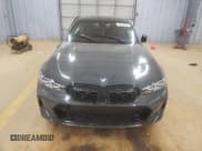 ✅ 2024 BMW 3 Series M340i xDrive • VIN: 3MW49FF07R8E07606 • Lot: 43649495. Wystawiony na Copart z przebiegiem Nie podano. Bezpłatny archiwum sprzedaży aukcyjnych z USA i szczegółowy raport historii pojazdu na DreamBid. Zdjęcie 5.