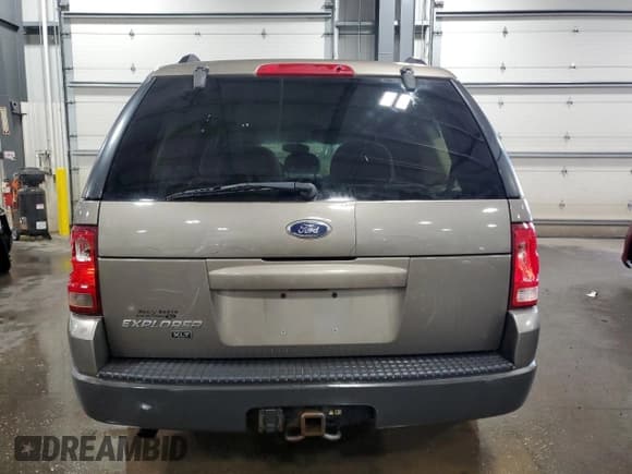 ✅ 2003 Ford Explorer XLT • VIN: 1FMZU73K23UA36301 • Lot: 58509095. Listed on Copart with 145,947 mi. Free auction sales archive from the USA and detailed vehicle history report at DreamBid. Image 6.