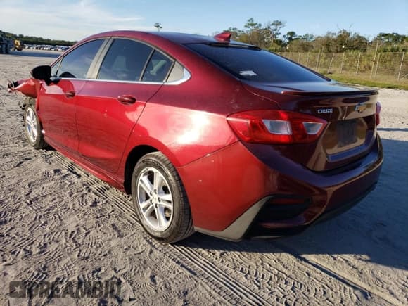 ✅ 2016 Chevrolet Cruze LT • VIN: 1G1BE5SM5G7286168 • Lot: 35882053. Listed on Copart with 102,752 mi. Free auction sales archive from the USA and detailed vehicle history report at DreamBid. Image 2.