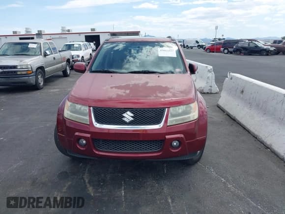 ✅ 2008 Suzuki Grand Vitara Luxury • VIN: JS3TE947684100216 • Lot: 43063527. Listed on IAAI with 124,721 mi. Free auction sales archive from the USA and detailed vehicle history report at DreamBid. Image 6.