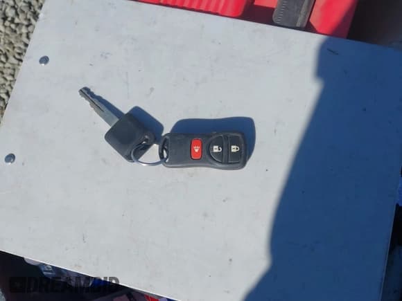 ✅ 2014 Nissan Titan SV • VIN: 1N6AA0EC8EN501679 • Lot: 42823279. Wystawiony na IAAI z przebiegiem 135 111 mil. Bezpłatny archiwum sprzedaży aukcyjnych z USA i szczegółowy raport historii pojazdu na DreamBid. Zdjęcie 11.