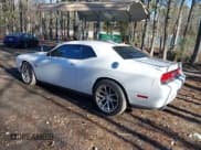 ✅ 2012 Dodge Challenger R/T Plus • VIN: 2C3CDYBT3CH238971 • Lot: 41828207. Wystawiony na IAAI z przebiegiem 123 417 mil. Bezpłatny archiwum sprzedaży aukcyjnych z USA i szczegółowy raport historii pojazdu na DreamBid. Zdjęcie 3.