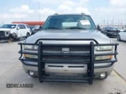 ✅ 2005 Chevrolet Suburban LS • VIN: 3GNEC16Z65G212582 • Лот: 42409878. Опубликован ранее на IAAI с пробегом 141 303 миль. Бесплатный доступ к архиву аукционных продаж из США и подробный отчёт об истории автомобиля на DreamBid. Изображение 12.