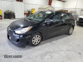 ✅ 2013 Hyundai Accent GS • VIN: KMHCT5AE8DU083831 • Lot: 85387275. Wystawiony na Copart z przebiegiem 212 137 mil. Bezpłatny archiwum sprzedaży aukcyjnych z USA i szczegółowy raport historii pojazdu na DreamBid. Zdjęcie 1.