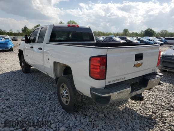 ✅ 2017 Chevrolet Silverado 2500HD Work Truck • VIN: 1GC2CUEG9HZ370657 • Lot: 46115835. Wystawiony na Copart z przebiegiem 221 362 mil. Bezpłatny archiwum sprzedaży aukcyjnych z USA i szczegółowy raport historii pojazdu na DreamBid. Zdjęcie 2.