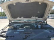 ✅ 2001 Chevrolet Silverado 2500HD LS • VIN: 1GCHK29U61E316862 • Lot: 57590155. Wystawiony na Copart z przebiegiem Nie podano. Bezpłatny archiwum sprzedaży aukcyjnych z USA i szczegółowy raport historii pojazdu na DreamBid. Zdjęcie 11.