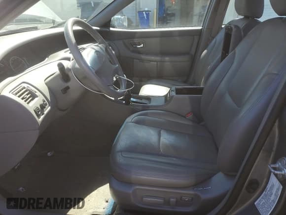 ✅ 2000 Toyota Avalon XL • VIN: 4T1BF28B3YU033115 • Лот: 58544165. Опубликован ранее на Copart с пробегом 100 145 миль. Бесплатный доступ к архиву аукционных продаж из США и подробный отчёт об истории автомобиля на DreamBid. Изображение 7.