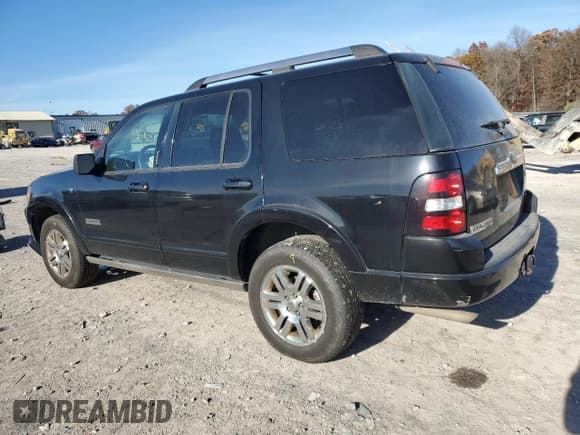 ✅ 2007 Ford Explorer Limited • VIN: 1FMEU758X7UA35631 • Lot: 91696805. Wystawiony na Copart z przebiegiem 307 353 mil. Bezpłatny archiwum sprzedaży aukcyjnych z USA i szczegółowy raport historii pojazdu na DreamBid. Zdjęcie 2.