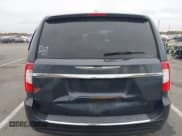 ✅ 2014 Chrysler Town & Country Touring • VIN: 2C4RC1BG3ER195765 • Лот: 43561392. Опубликован ранее на IAAI с пробегом 144 618 миль. Бесплатный доступ к архиву аукционных продаж из США и подробный отчёт об истории автомобиля на DreamBid. Изображение 16.