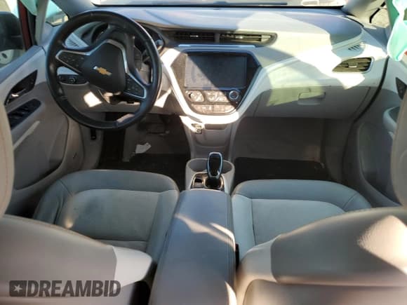 ✅ 2017 Chevrolet Bolt EV Premier • VIN: 1G1FX6S09H4178900 • Lot: 83892254. Wystawiony na Copart z przebiegiem Nie podano. Bezpłatny archiwum sprzedaży aukcyjnych z USA i szczegółowy raport historii pojazdu na DreamBid. Zdjęcie 8.