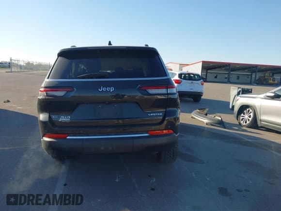 ✅ 2021 Jeep Grand Cherokee Limited • VIN: 1C4RJKBG9M8200747 • Lot: 43592833. Listed on IAAI with 59,924 mi. Free auction sales archive from the USA and detailed vehicle history report at DreamBid. Image 17.