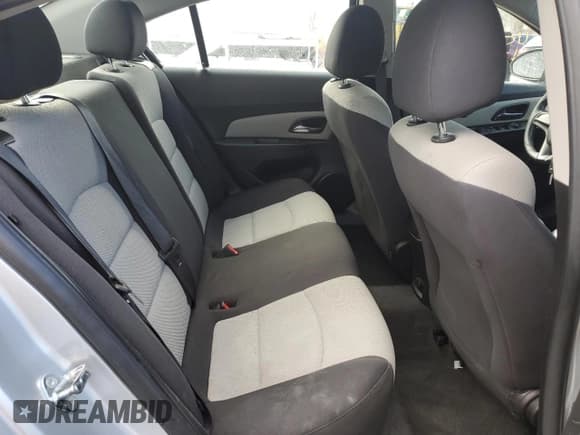 ✅ 2016 Chevrolet Cruze LS • VIN: 1G1PB5SGXG7202497 • Lot: 45011805. Listed on Copart with 173,614 mi. Free auction sales archive from the USA and detailed vehicle history report at DreamBid. Image 10.