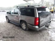 ✅ 2008 Chevrolet Suburban LTZ • VIN: 1GNFC160X8J209533 • Лот: 43556591. Опубликован ранее на IAAI с пробегом 117 108 миль. Бесплатный доступ к архиву аукционных продаж из США и подробный отчёт об истории автомобиля на DreamBid. Изображение 3.