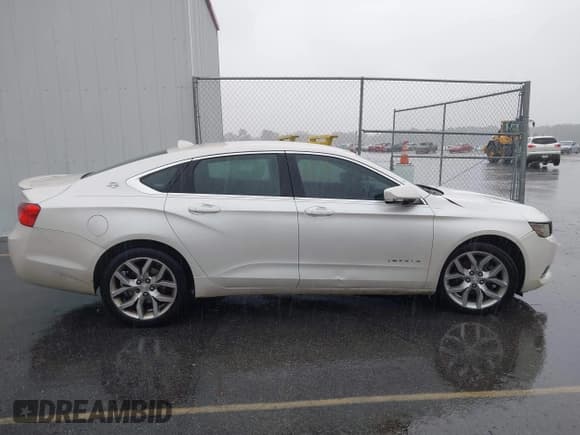 ✅ 2014 Chevrolet Impala LT • VIN: 2G1125S36E9152292 • Лот: 43498906. Опубликован ранее на IAAI с пробегом 185 375 миль. Бесплатный доступ к архиву аукционных продаж из США и подробный отчёт об истории автомобиля на DreamBid. Изображение 13.