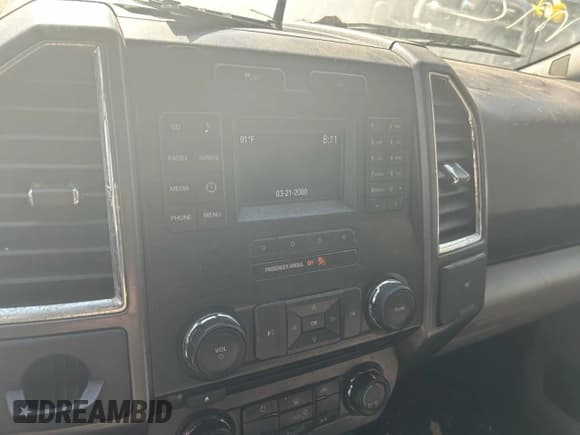 ✅ 2016 Ford F-150 Lariat • VIN: 1FTEW1CG8GFB28965 • Lot: 91689875. Wystawiony na Copart z przebiegiem 120 882 mil. Bezpłatny archiwum sprzedaży aukcyjnych z USA i szczegółowy raport historii pojazdu na DreamBid. Zdjęcie 12.