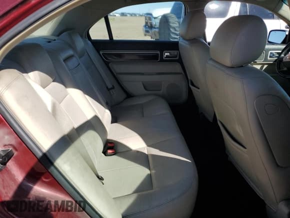 ✅ 2006 Lincoln Zephyr • VIN: 3LNHM26126R651301 • Лот: 81663245. Опубликован ранее на Copart с пробегом Не указан. Бесплатный доступ к архиву аукционных продаж из США и подробный отчёт об истории автомобиля на DreamBid. Изображение 10.