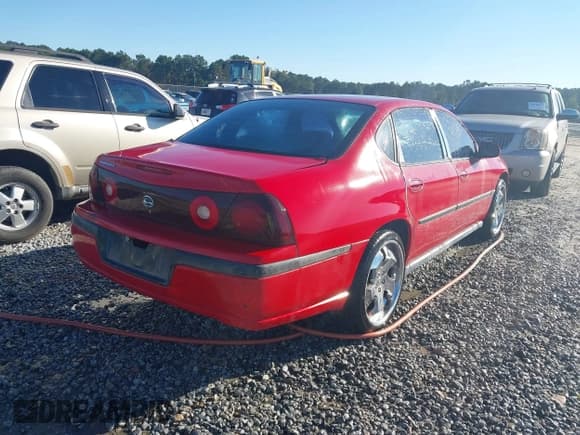 ✅ 2004 Chevrolet Impala • VIN: 2G1WF52EX49111285 • Lot: 43449130. Listed on IAAI with 261,026 mi. Free auction sales archive from the USA and detailed vehicle history report at DreamBid. Image 4.