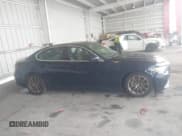 ✅ 2020 Alfa Romeo Giulia • VIN: ZARFAMAN1L7631446 • Lot: 43330671. Wystawiony na IAAI z przebiegiem 76 064 mil. Bezpłatny archiwum sprzedaży aukcyjnych z USA i szczegółowy raport historii pojazdu na DreamBid. Zdjęcie 13.