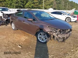 ✅ 2019 Chevrolet Cruze LT • VIN: 1G1BE5SM3K7137024 • Lot: 43209295. Listed on IAAI with 90,633 mi. Free auction sales archive from the USA and detailed vehicle history report at DreamBid. Image 1.