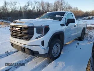 ✅ 2023 GMC Sierra 1500 • VIN: 3GTNUAED0PG362010 • Лот: 87900335. Опубликован ранее на Copart с пробегом 23 496 миль. Бесплатный доступ к архиву аукционных продаж из США и подробный отчёт об истории автомобиля на DreamBid. Изображение 1.
