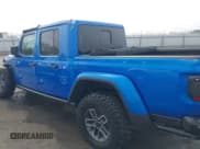 ✅ 2024 Jeep Gladiator Mojave X • VIN: 1C6JJTEG5RL121313 • Lot: 41013599. Listed on IAAI with 2,952 mi. Free auction sales archive from the USA and detailed vehicle history report at DreamBid. Image 15.