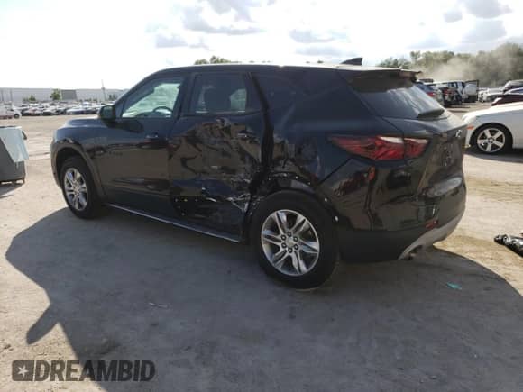 2021 Chevrolet Blazer LT z VIN 3GNKBBRA1MS568659, wystawiony jako Copart lot #46511543 z przebiegiem 45 609 mil mil oraz . Historia ofert i sprzedaży dostępna na DreamBid. Obrazek 2.