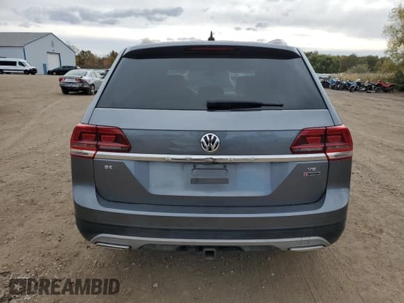 ✅ 2018 Volkswagen Atlas SE • VIN: 1V2LR2CA8JC580843 • Lot: 90409845. Wystawiony na Copart z przebiegiem 108 439 mil. Bezpłatny archiwum sprzedaży aukcyjnych z USA i szczegółowy raport historii pojazdu na DreamBid. Zdjęcie 6.