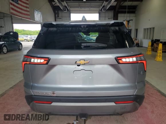 ✅ 2025 Chevrolet Equinox FWD LT • VIN: 3GNAXHEG8SL147832 • Lot: 60558345. Wystawiony na Copart z przebiegiem 324 mil. Bezpłatny archiwum sprzedaży aukcyjnych z USA i szczegółowy raport historii pojazdu na DreamBid. Zdjęcie 6.