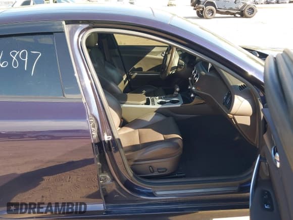 ✅ 2020 Kia Stinger GT • VIN: KNAE35LC1L6084943 • Lot: 43426897. Wystawiony na IAAI z przebiegiem 102 031 mil. Bezpłatny archiwum sprzedaży aukcyjnych z USA i szczegółowy raport historii pojazdu na DreamBid. Zdjęcie 5.