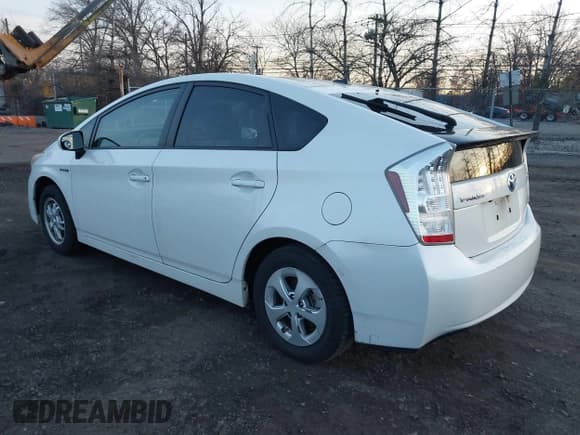 ✅ 2011 Toyota Prius II • VIN: JTDKN3DU1B5327554 • Lot: 43823059. Wystawiony na IAAI z przebiegiem 272 528 mil. Bezpłatny archiwum sprzedaży aukcyjnych z USA i szczegółowy raport historii pojazdu na DreamBid. Zdjęcie 3.