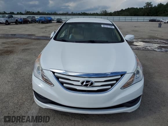 ✅ 2014 Hyundai Sonata GLS • VIN: 5NPEB4AC5EH935170 • Lot: 64741154. Listed on Copart with 67,879 mi. Free auction sales archive from the USA and detailed vehicle history report at DreamBid. Image 5.