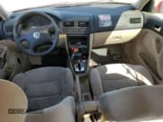 ✅ 1999 Volkswagen Jetta GLS • VIN: 3VWSE29M3XM089837 • Лот: 64180215. Опубликован ранее на Copart с пробегом 229 720 миль. Бесплатный доступ к архиву аукционных продаж из США и подробный отчёт об истории автомобиля на DreamBid. Изображение 8.