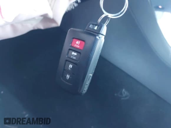 ✅ 2017 Toyota Avalon XLE Premium • VIN: 4T1BK1EB5HU258842 • Lot: 43619811. Wystawiony na IAAI z przebiegiem 31 594 mil. Bezpłatny archiwum sprzedaży aukcyjnych z USA i szczegółowy raport historii pojazdu na DreamBid. Zdjęcie 11.