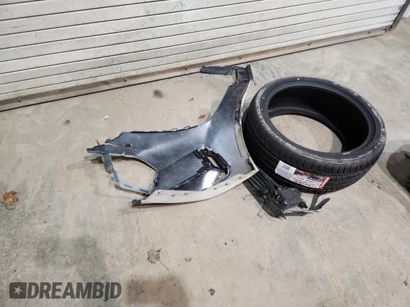 ✅ 2023 BMW 3 Series 330i xDrive • VIN: 3MW89FF05P8D68108 • Lot: 92693845. Wystawiony na Copart z przebiegiem 41 934 mil. Bezpłatny archiwum sprzedaży aukcyjnych z USA i szczegółowy raport historii pojazdu na DreamBid. Zdjęcie 12.