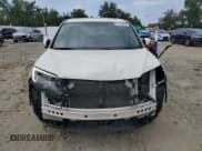 ✅ 2017 Honda Pilot EX-L • VIN: 5FNYF6H77HB031118 • Lot: 81370035. Listed on Copart with 166,144 mi. Free auction sales archive from the USA and detailed vehicle history report at DreamBid. Image 5.