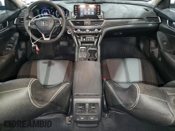 ✅ 2021 Honda Accord EX • VIN: 1HGCV3F48MA012148 • Лот: 92365095. Опубликован ранее на Copart с пробегом 28 073 миль. Бесплатный доступ к архиву аукционных продаж из США и подробный отчёт об истории автомобиля на DreamBid. Изображение 8.