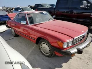 ✅ 1987 Mercedes-Benz 560 SL • VIN: WDBBA48D8HA071312 • Lot: 75493394. Wystawiony na Copart z przebiegiem Nie podano. Bezpłatny archiwum sprzedaży aukcyjnych z USA i szczegółowy raport historii pojazdu na DreamBid. Zdjęcie 4.