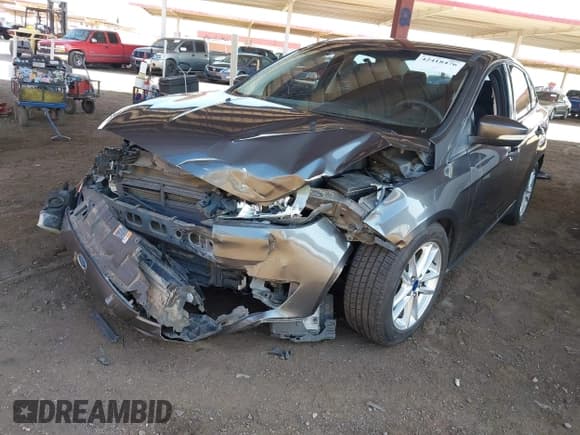 ✅ 2015 Ford Focus SE • VIN: 1FADP3F21FL210742 • Lot: 42418476. Listed on IAAI with 155,829 mi. Free auction sales archive from the USA and detailed vehicle history report at DreamBid. Image 17.