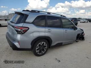 ✅ 2025 Subaru Forester Premium • VIN: JF2SLDDC8SH436628 • Lot: 72585894. Listed on Copart with 2,271 mi. Free auction sales archive from the USA and detailed vehicle history report at DreamBid. Image 3.