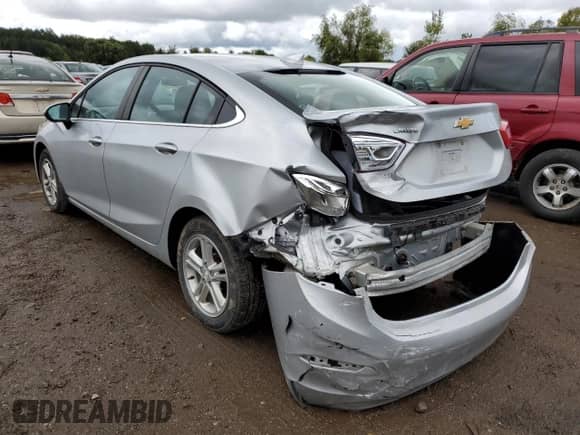 ✅ 2018 Chevrolet Cruze LT • VIN: 1G1BE5SM2J7137126 • Лот: 60965272. Размещён на Copart с пробегом 69 339 миль миль. Получите бесплатный доступ к архиву аукционных продаж из США и посмотрите подробный отчёт об истории автомобиля на DreamBid. Изображение 3.