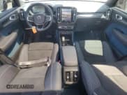 ✅ 2023 Volvo C40 Plus • VIN: YV4ED3GL7P2035500 • Лот: 72100045. Опубликован ранее на Copart с пробегом 29 791 миль. Бесплатный доступ к архиву аукционных продаж из США и подробный отчёт об истории автомобиля на DreamBid. Изображение 8.