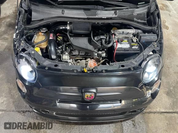 ✅ 2013 FIAT 500 Abarth • VIN: 3C3CFFFH9DT664970 • Лот: 71371395. Опубликован ранее на Copart с пробегом 121 686 миль. Бесплатный доступ к архиву аукционных продаж из США и подробный отчёт об истории автомобиля на DreamBid. Изображение 7.