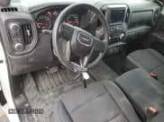 ✅ 2024 GMC Sierra 1500 • VIN: 3GTNUAED8RG389622 • Лот: 49223865. Опубликован ранее на Copart с пробегом 9 783 миль. Бесплатный доступ к архиву аукционных продаж из США и подробный отчёт об истории автомобиля на DreamBid. Изображение 8.