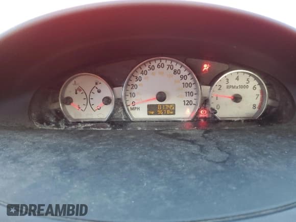 ✅ 2006 Saturn ION • VIN: 1G8AW15B36Z117217 • Lot: 89009935. Wystawiony na Copart z przebiegiem 81 745 mil. Bezpłatny archiwum sprzedaży aukcyjnych z USA i szczegółowy raport historii pojazdu na DreamBid. Zdjęcie 9.