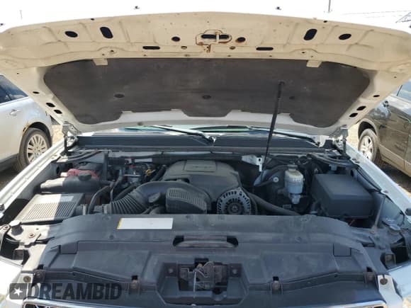 ✅ 2008 Chevrolet Suburban 1LT • VIN: 1GNFK16308J250752 • Lot: 62822865. Listed on Copart with 193,038 mi. Free auction sales archive from the USA and detailed vehicle history report at DreamBid. Image 12.