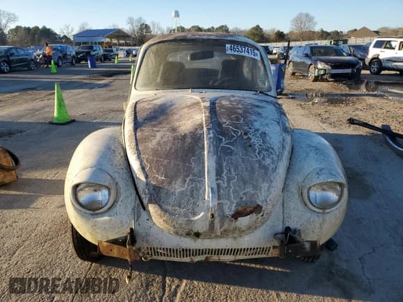 ✅ 1975 Volkswagen Beetle • VIN: 1342531579 • Lot: 46537415. Wystawiony na Copart z przebiegiem 48 724 mil. Bezpłatny archiwum sprzedaży aukcyjnych z USA i szczegółowy raport historii pojazdu na DreamBid. Zdjęcie 5.