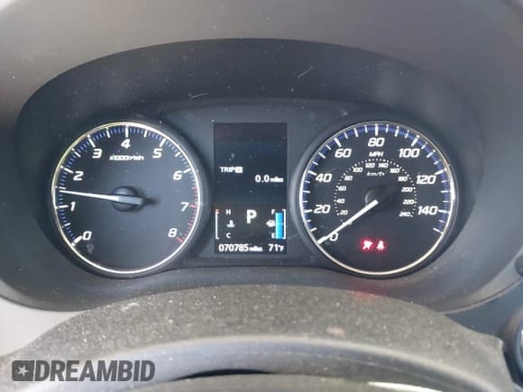 ✅ 2018 Mitsubishi Outlander SE • VIN: JA4AD3A39JZ054455 • Lot: 41815462. Wystawiony na IAAI z przebiegiem 70 785 mil. Bezpłatny archiwum sprzedaży aukcyjnych z USA i szczegółowy raport historii pojazdu na DreamBid. Zdjęcie 7.